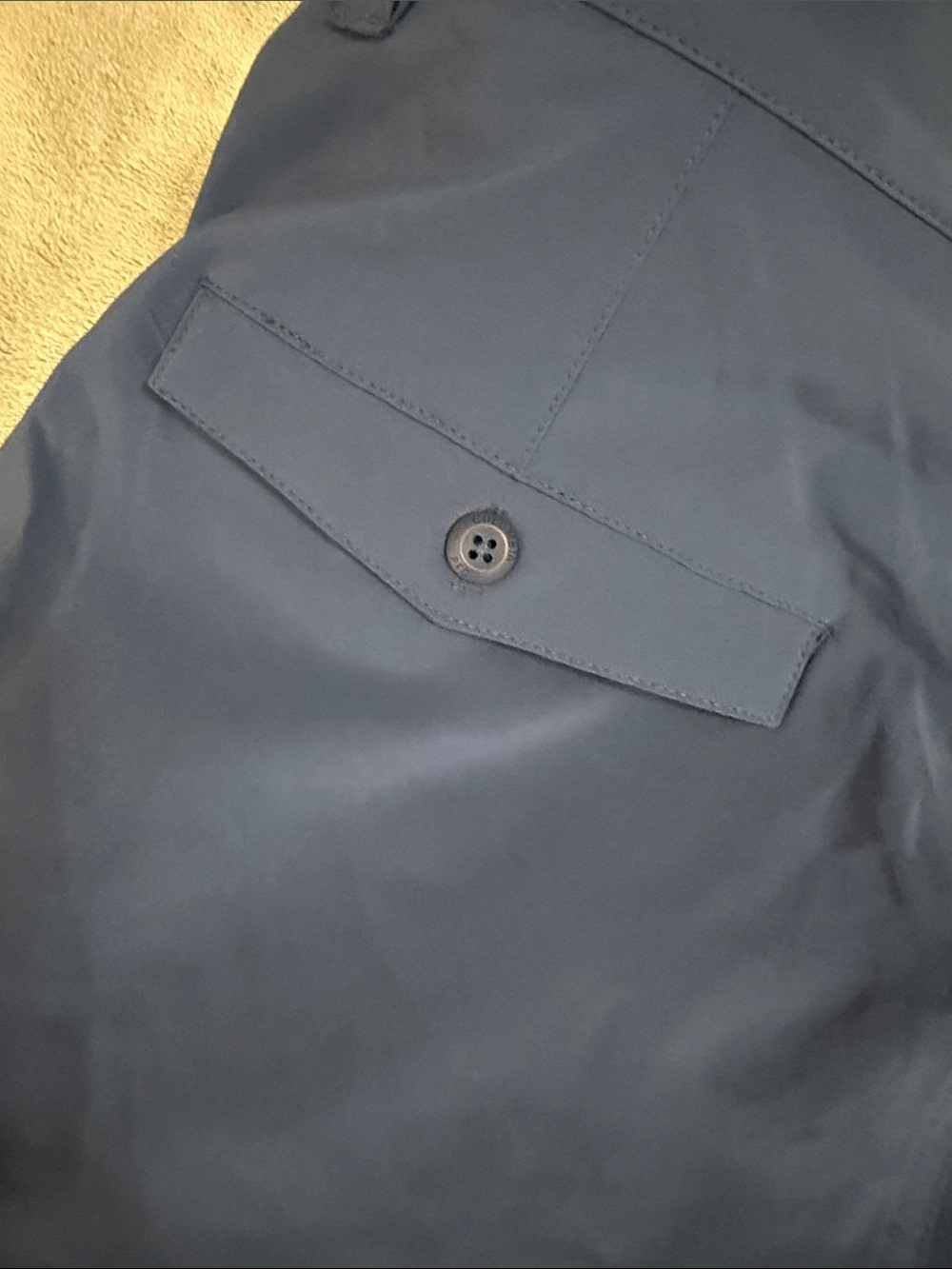 Columbia Men's Deep Blue Hybrid Cargo Shorts - Picture 5 of 7